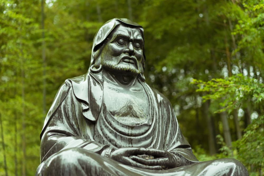 Bodhidharma, the Man Behind the Shaolin Legend and Pioneer of Chinese Buddhism