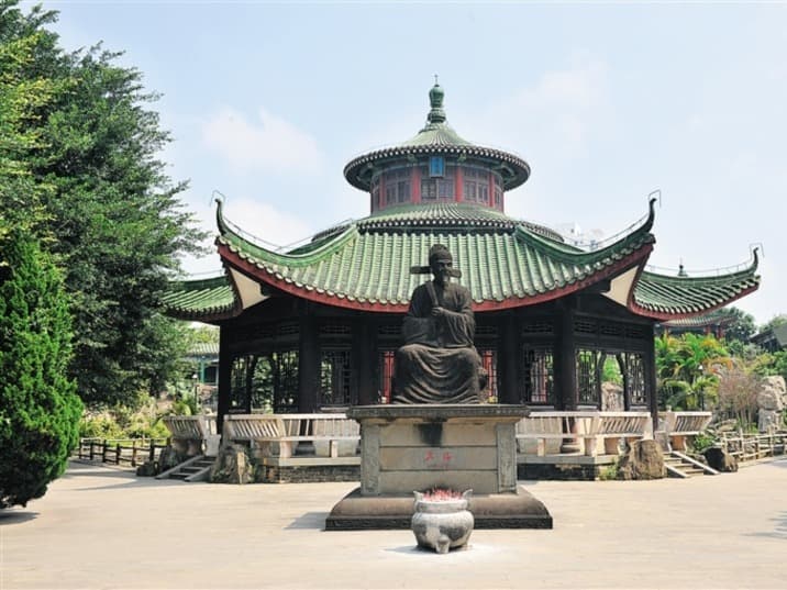 Hairui Tomb