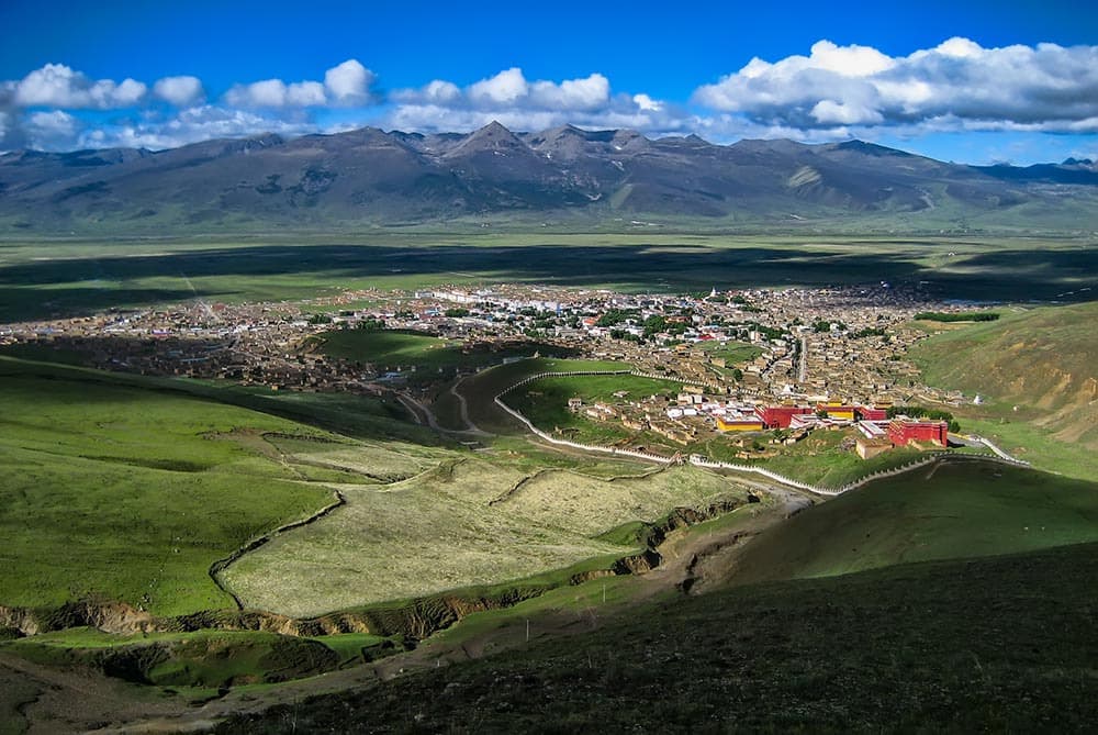 ancient town litang