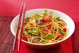 Chinese-Style Beef Stir-Fried Noodles
